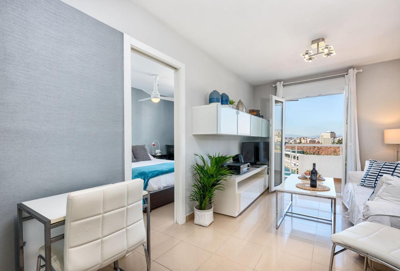 Susana Beach Apartment In Malaga By Solaga Holiday Homes Ngoại thất bức ảnh
