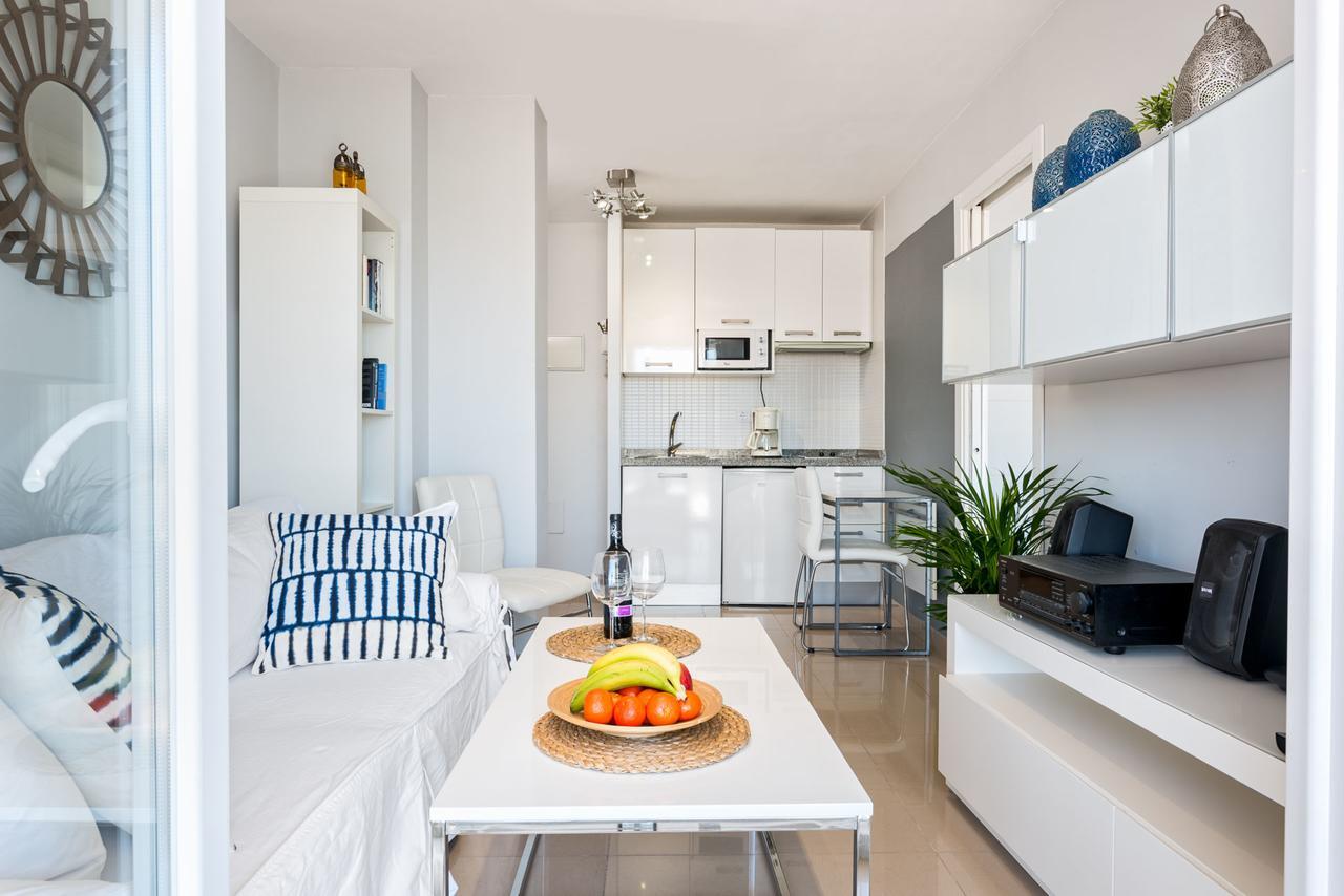 Susana Beach Apartment In Malaga By Solaga Holiday Homes Ngoại thất bức ảnh